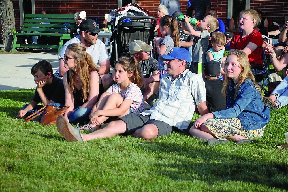 GROUPS ON BROADWAY WEEK 1 2022